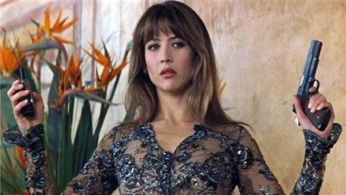 007: The World Is Not Enough - Điệp Viên 007: Thế Giới Không Đủ - Hình 2