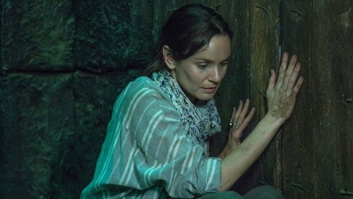 The Other Side Of The Door - Cánh Cổng Sinh Tử - Hình 3