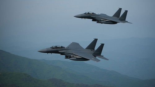 Soar Into the Sun - Biệt Đội Tiêm Kích - Hình 3