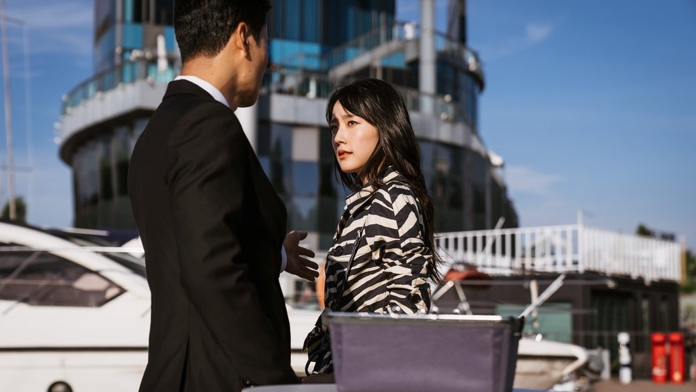Yadang: Ba Mặt Lật Kèo