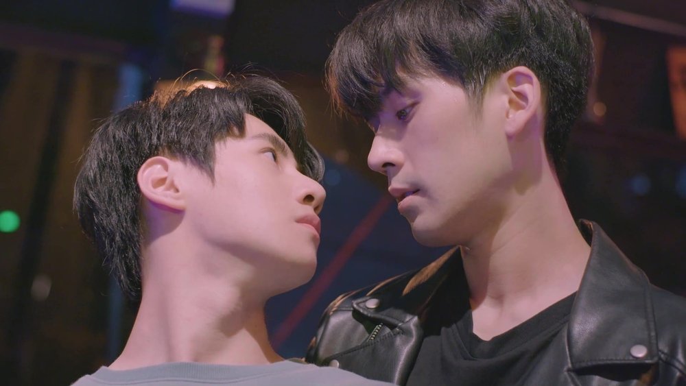 Dinosaur Love: Tình Yêu Khủng Long