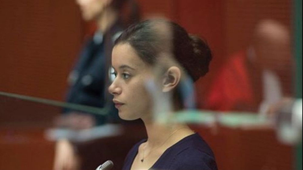 Vòng Tay La Fille Au