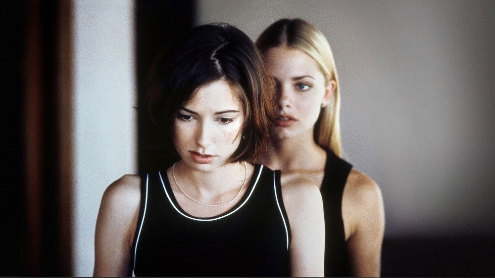 Khêu Gợi Chết Người: Sự Quyến Rũ