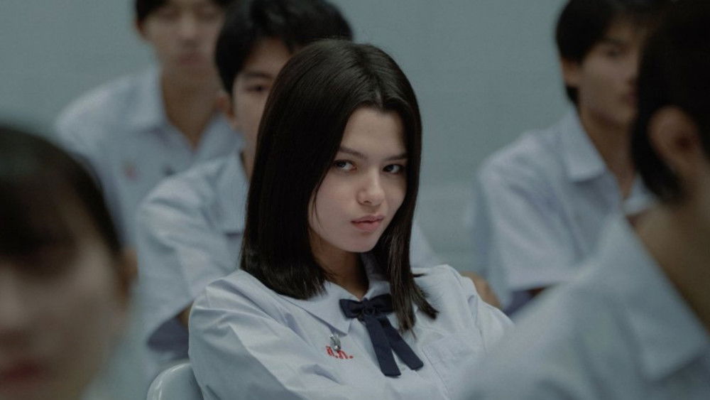 Cô Gái Đến Từ Hư Vô: Tái Khởi Động