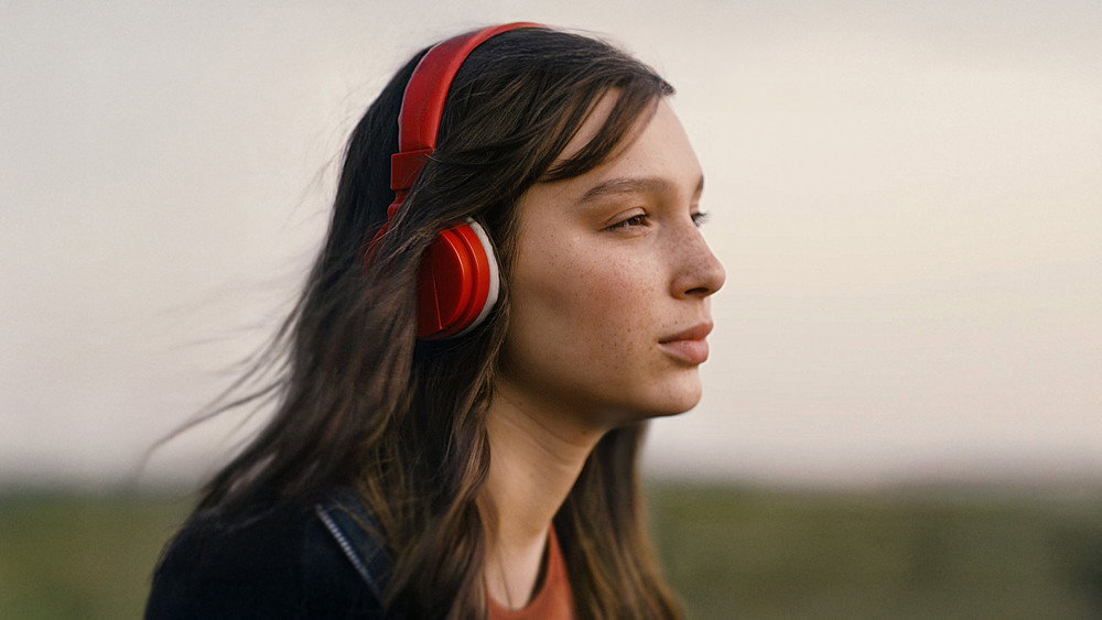 Tiếng Hát Trong Thinh Lặng